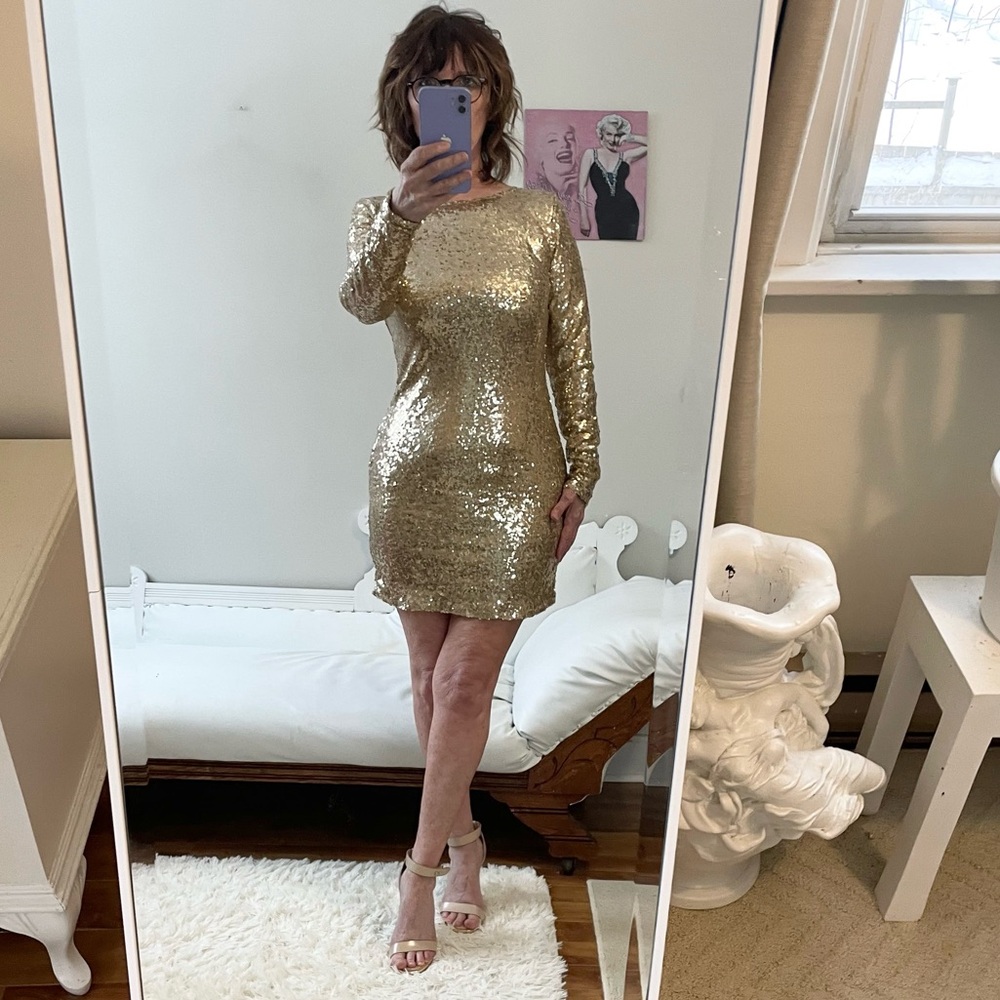 GOLD SEQUIN LONG SLEEVE DRESS LINED ROUND NECK STRETCH METALLIC REVAMPED